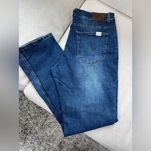 NWOT Barbell Apparel men’s straight leg jeans 34